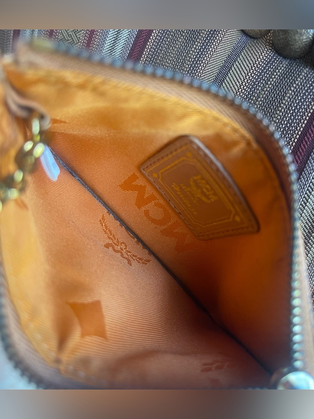 VGC MCM BROWN COGNAC LEATHER CARDHOLDER ZIP POUCH GOLD KEY RING CLASSIC MCM HDW - Picture 10 of 12